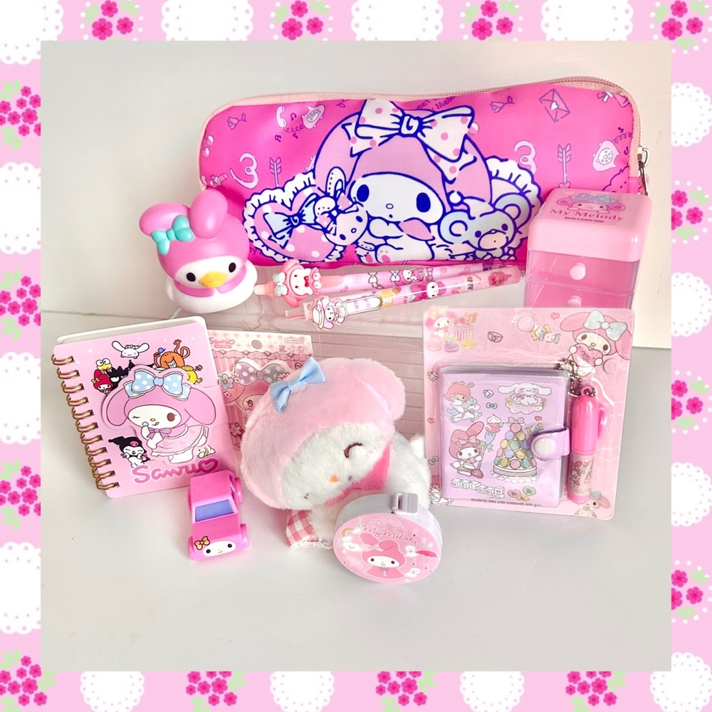 🩷(MY320) My Melody Adorable 11-Piece Pencil Case Bundle!